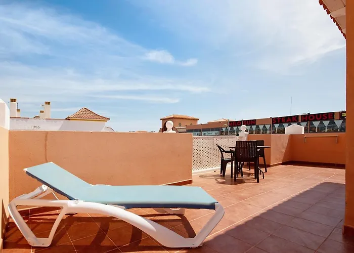Beautiful 3 Bed Apartment